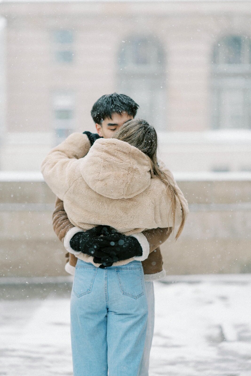 E10-Winter-snowy-engagement-photoshoot-in-Toronto-Zhan-and-Tina-2025-02-16-2500px-1031
