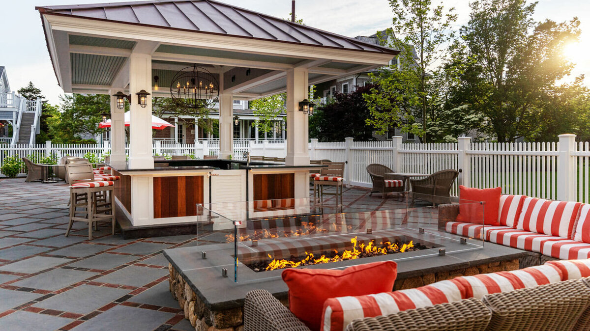 fire-pit-bar