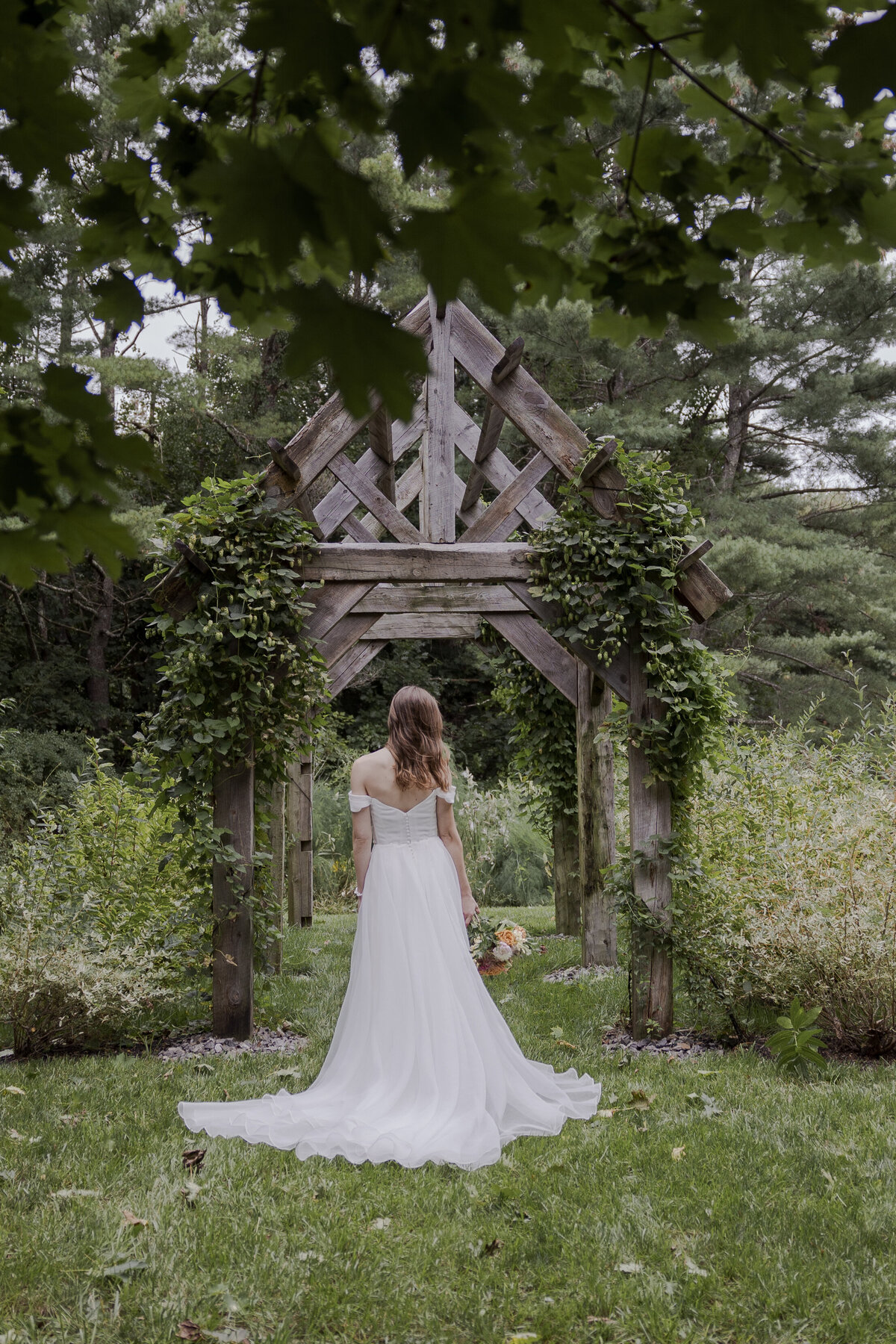 Enid Arvelo Weddings Maine_ beech ridge barn