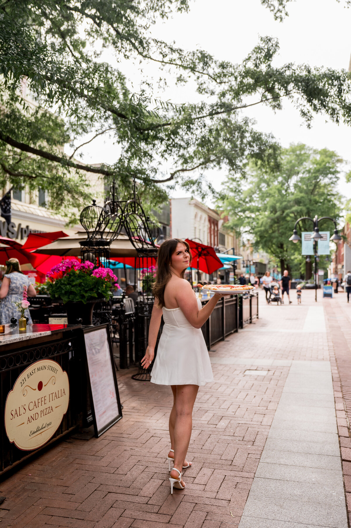 lifestyle-grad-session-hunterandsarahphotography-8