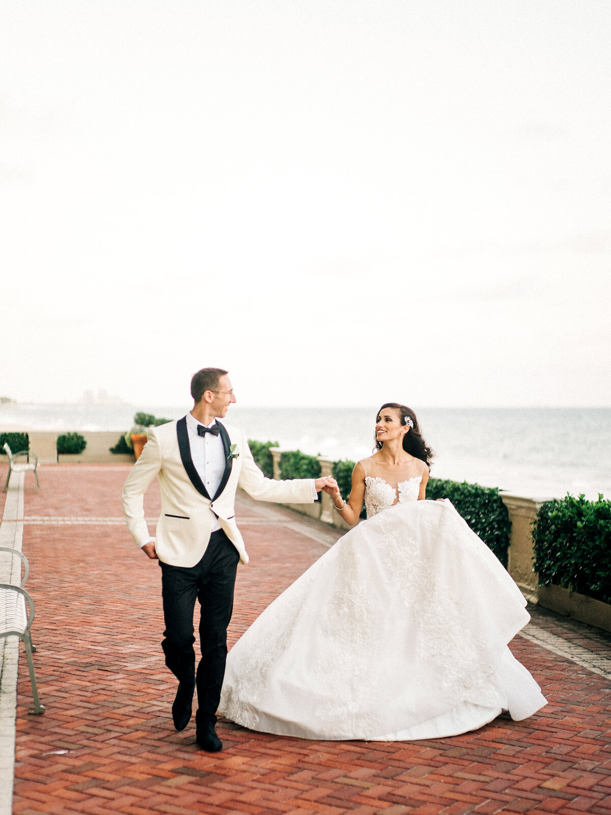 075-sean-cook-wedding-photography-palm-beach-breakers-classic