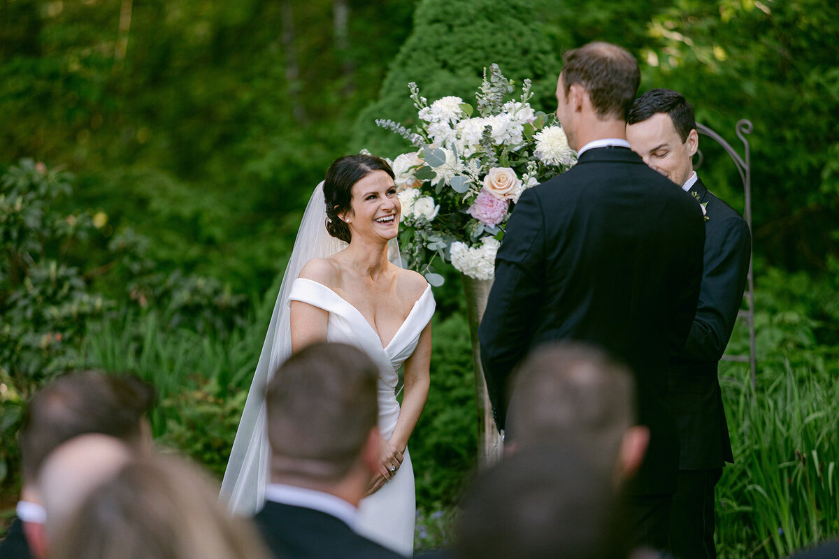 bella-luce-by-michelle-andrea-new-england-photographer-wedding-perry-family-ceremony-51
