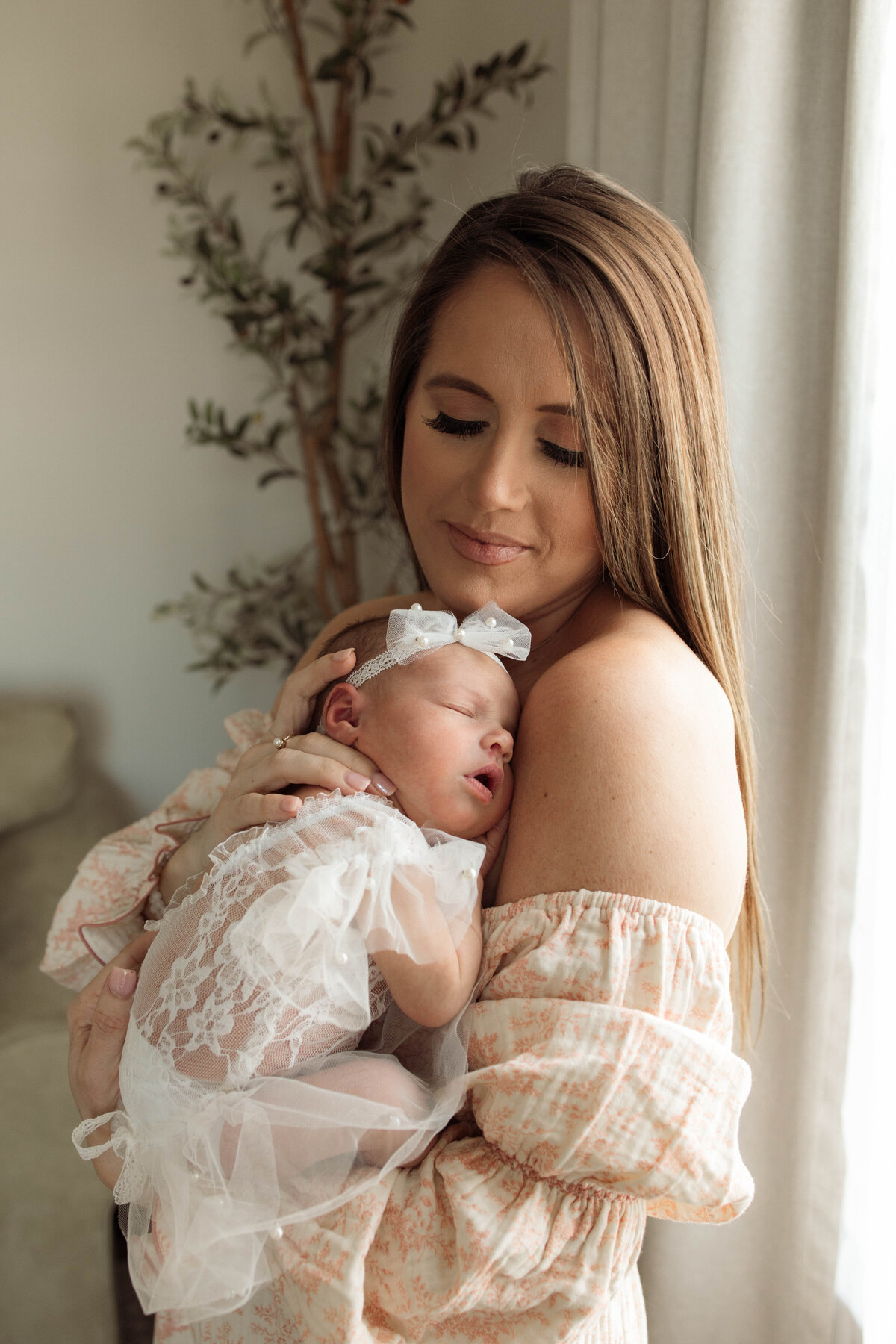 Best Mechanicsburg Newborn Photographer