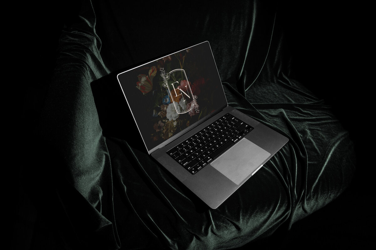 EN-macbook-mockup