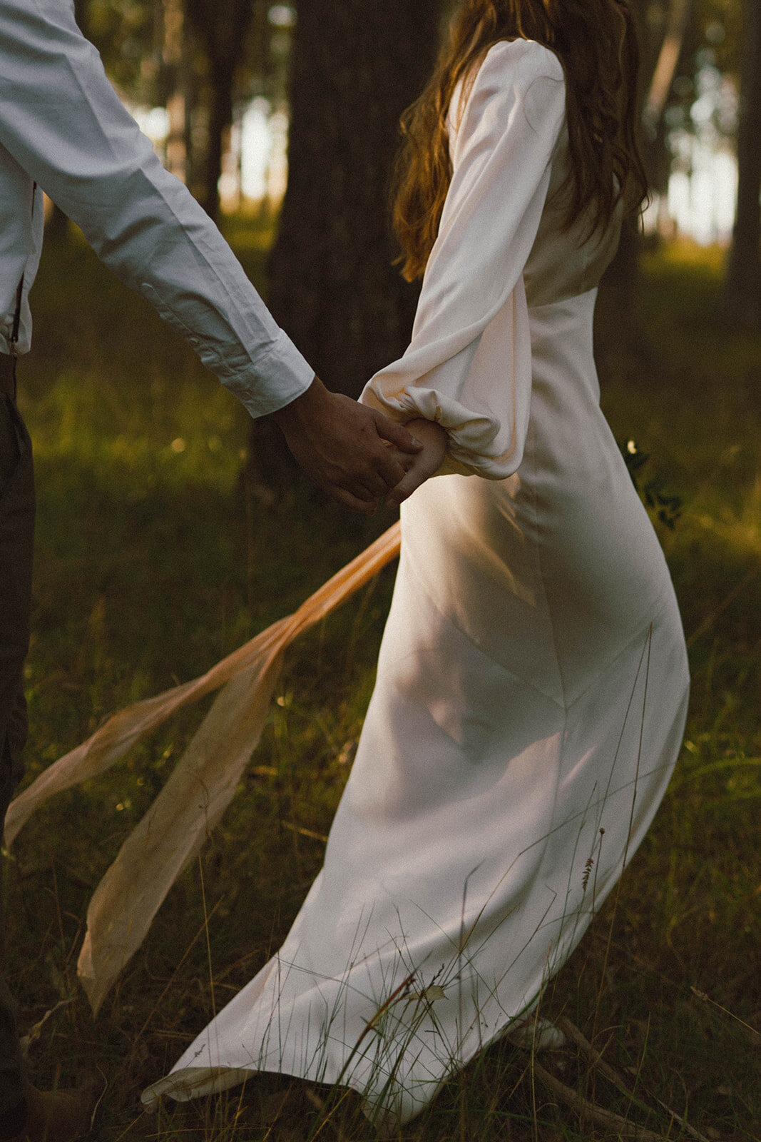 wedding photography nsw australia elopement micro wedding small elope photographer near me sydney newcastle new zealand content mountains beach_-4_websize