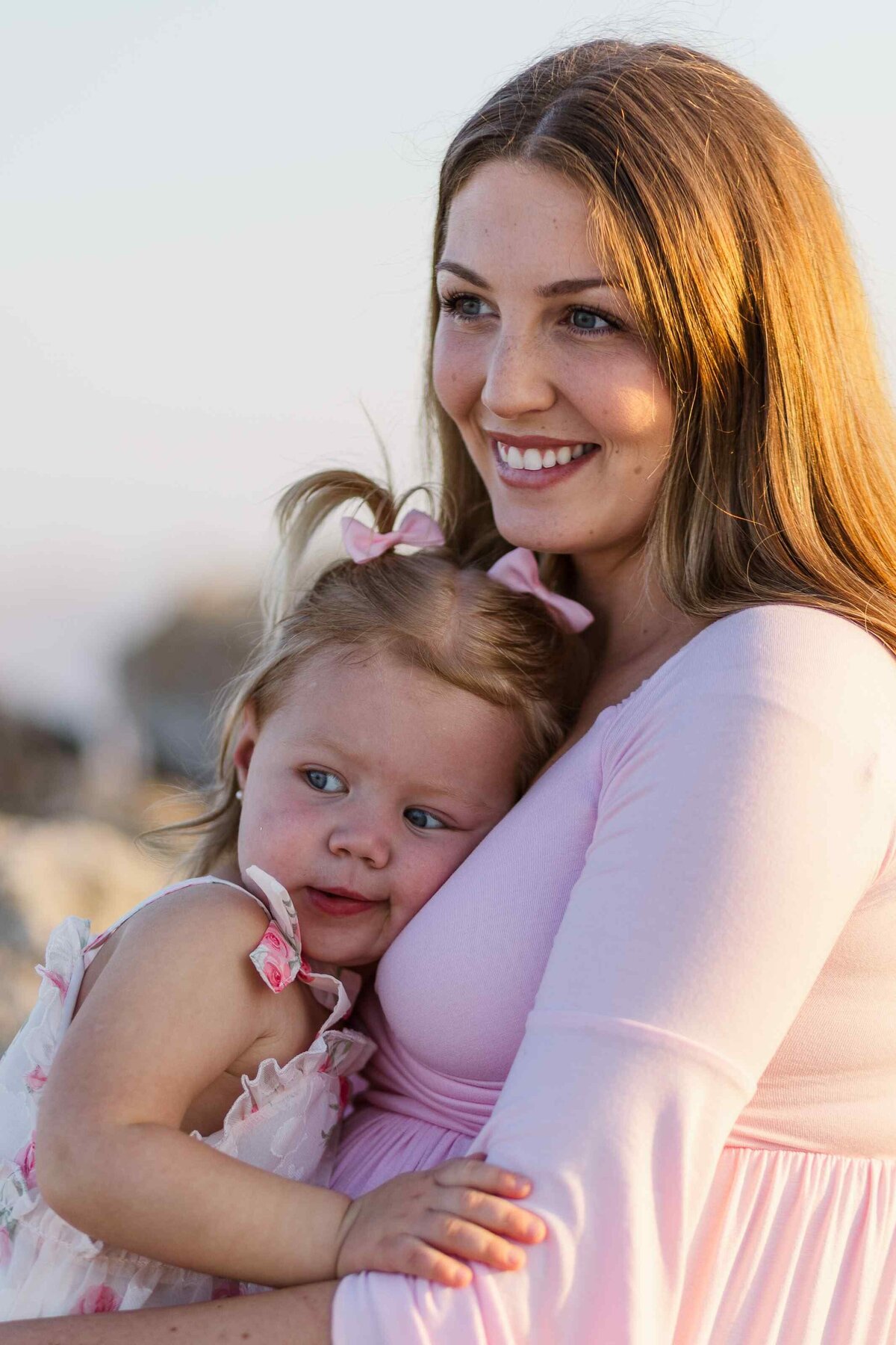 15-toddler-hugging-mom