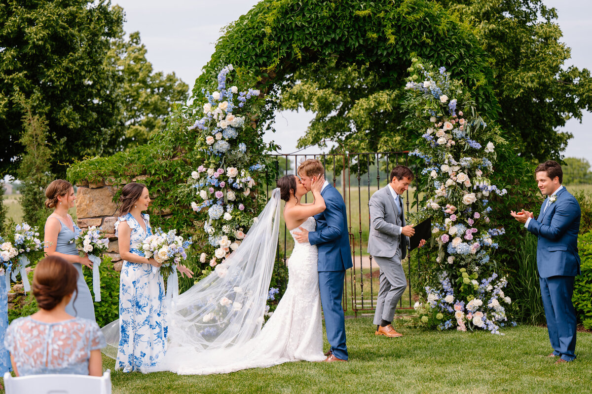 redeemed-farm-scandia-mn-wedding-photography-by-julianna-mb-28