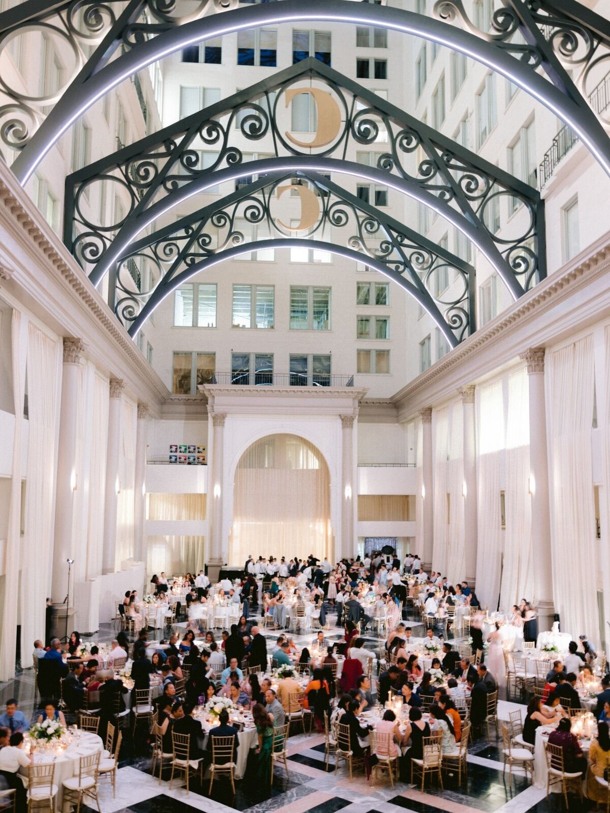curtis-atrium-philadelphia-luxury-wedding-153