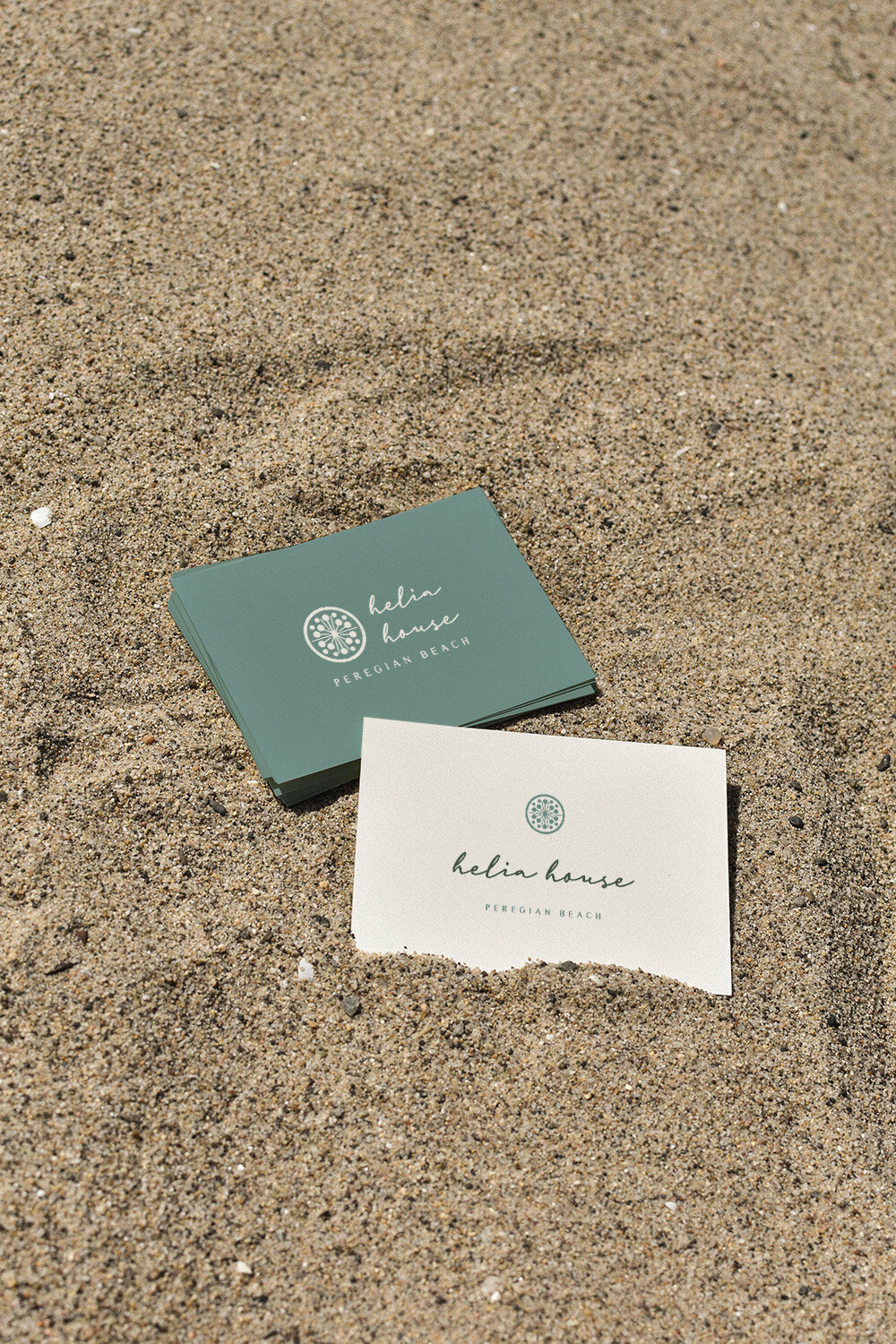 heliahousebusinesscardbeach