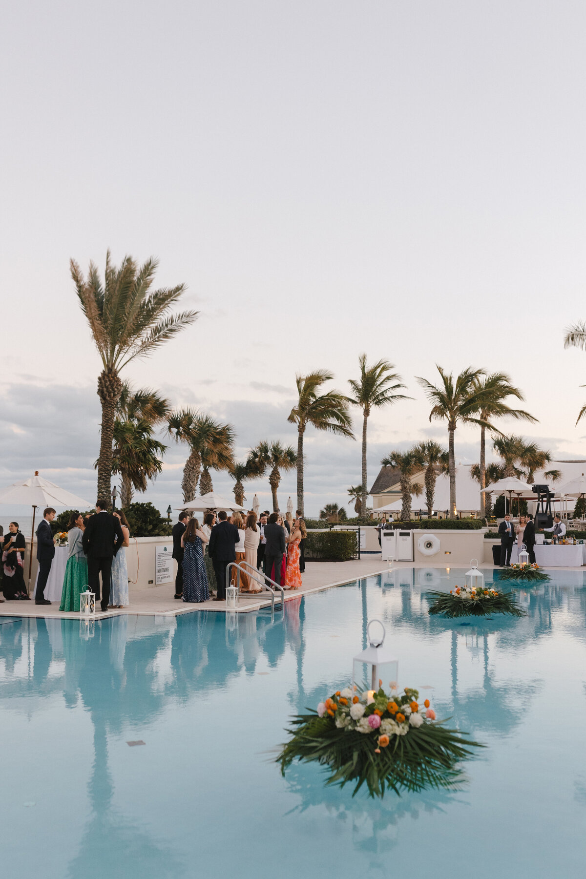 Palm Beach Jupiter Vero Beach wedding planner wedding design wedding coordination Florida wedding full service wedding planner full service wedding management South Florida wedding colorful wedding design partial wedding johns island 32