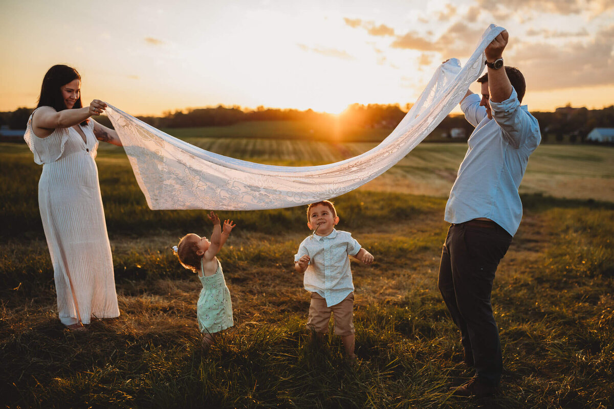 Harrisonburg-Family-Photographer-2-29