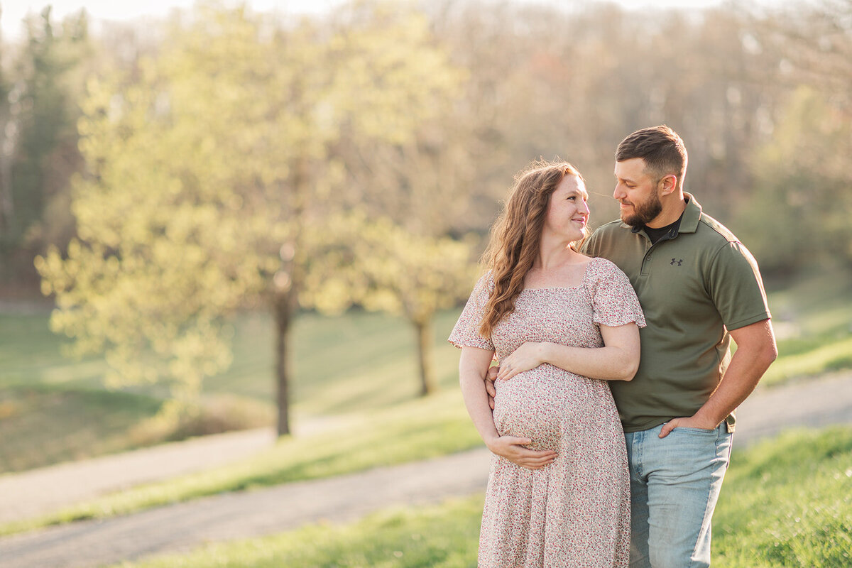 Boone NC spring maternity session in soft light