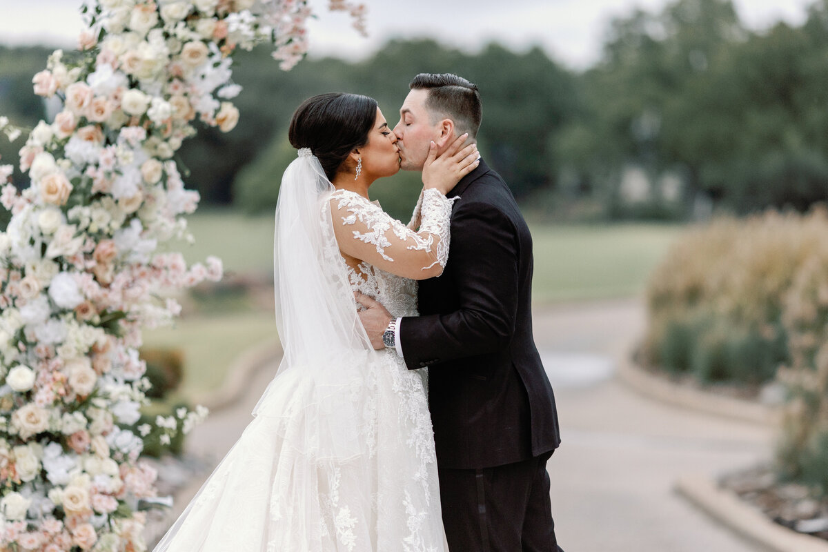 Dallas-Wedding-Photographer-834