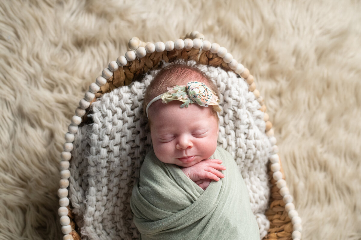 Newborn-Photographer-Akron