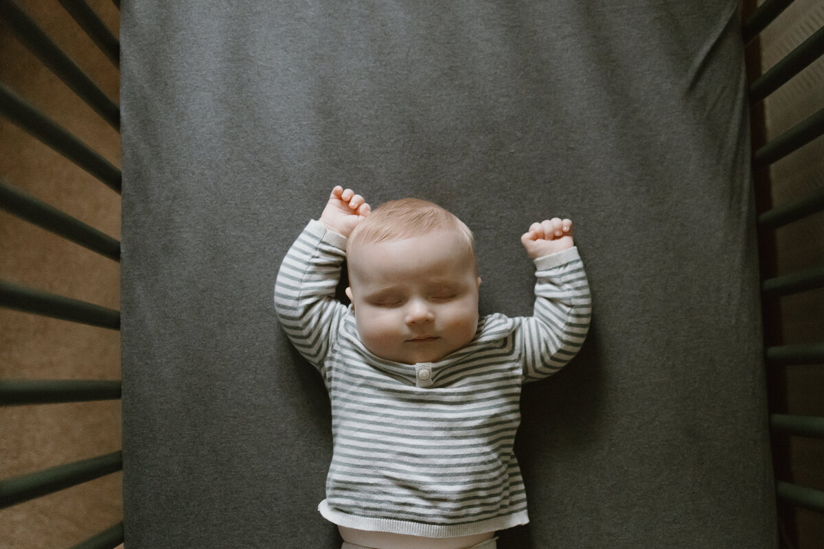 in-home lifestyle family photography session-24