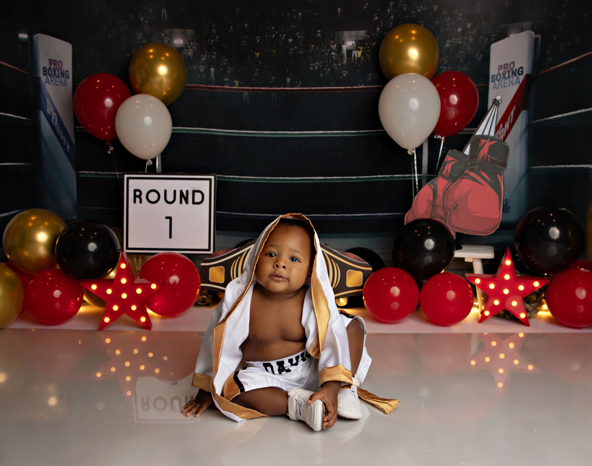 boxingstudiofamilybirthdaynewbornboyamilynewborngirlfirstbirthdayportraiturephotographystudioportraitsnewborngirlboyfamilyEvaMaganaPhotographychildphotographer (2 of 4)