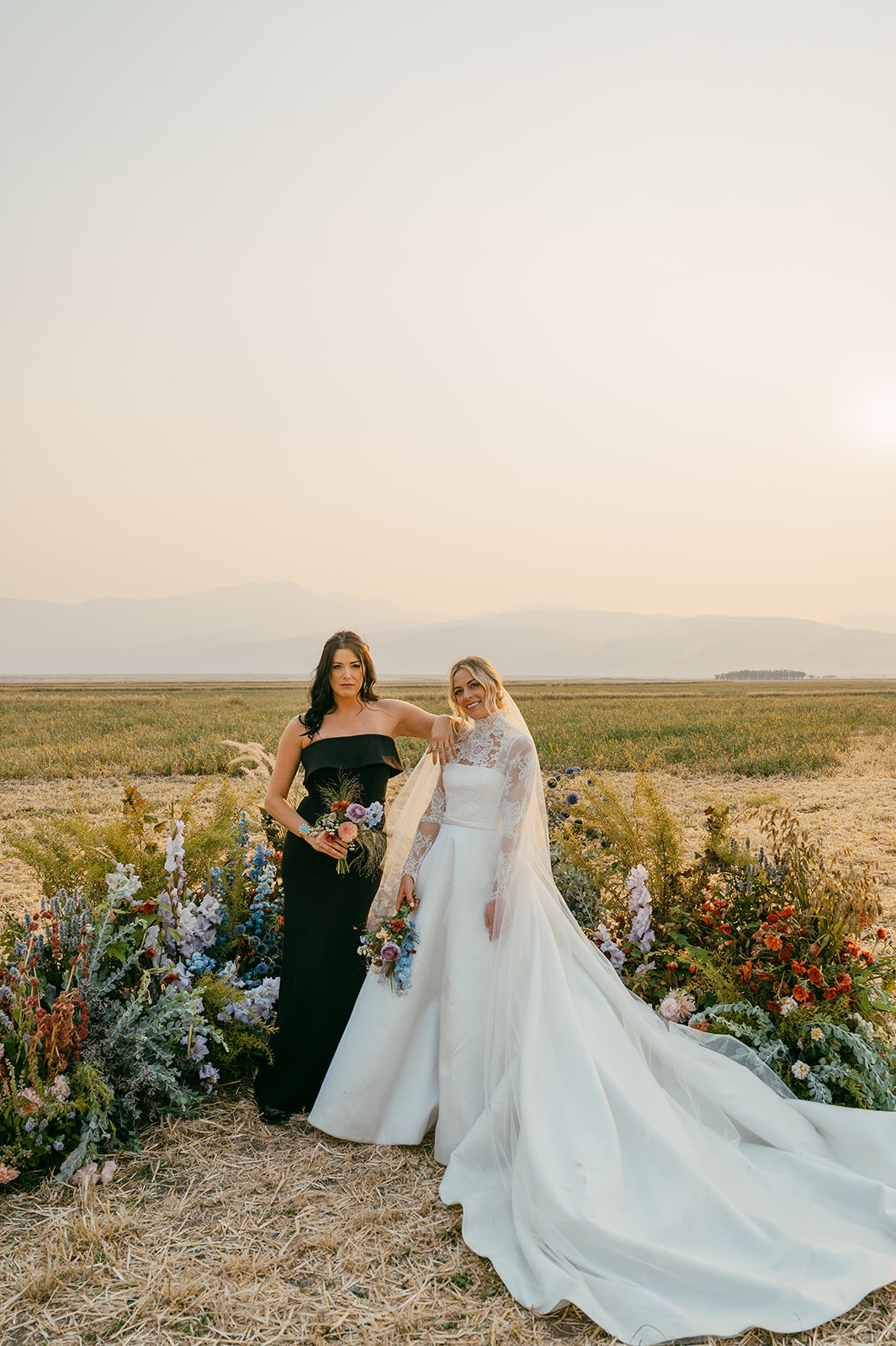 presley-gray-photo-Deerlodge-rustic-western-Montana-wedding-5647