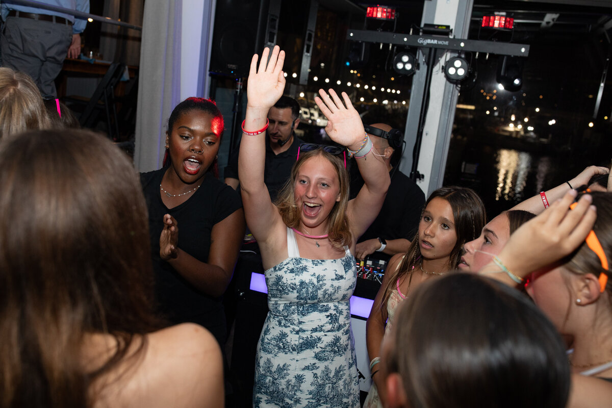 vibrant-temple-shalom-of-south-bay-bat-mitzvah-57