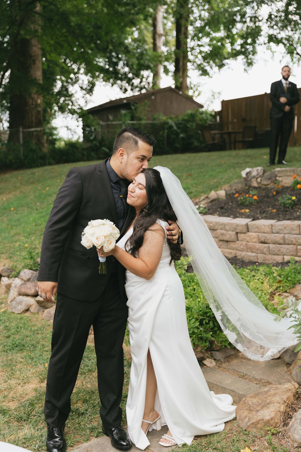 Chloe Parker Photography Heartfelt Wedding Photographer in Virginia — Wedding Photos 92
