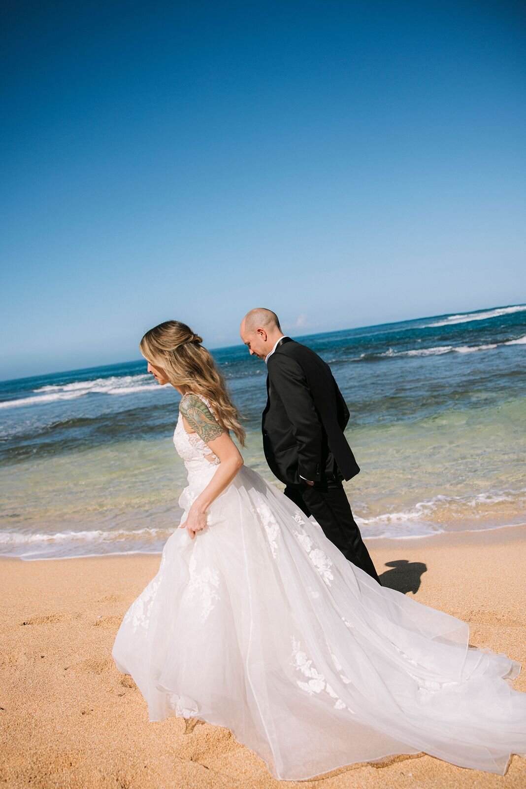 Ami-Shauna-Kauai-Elopement-1-Hanalei-Hotel-Tunnels-Beach-Photography-by-Alexandra-Masihy-282