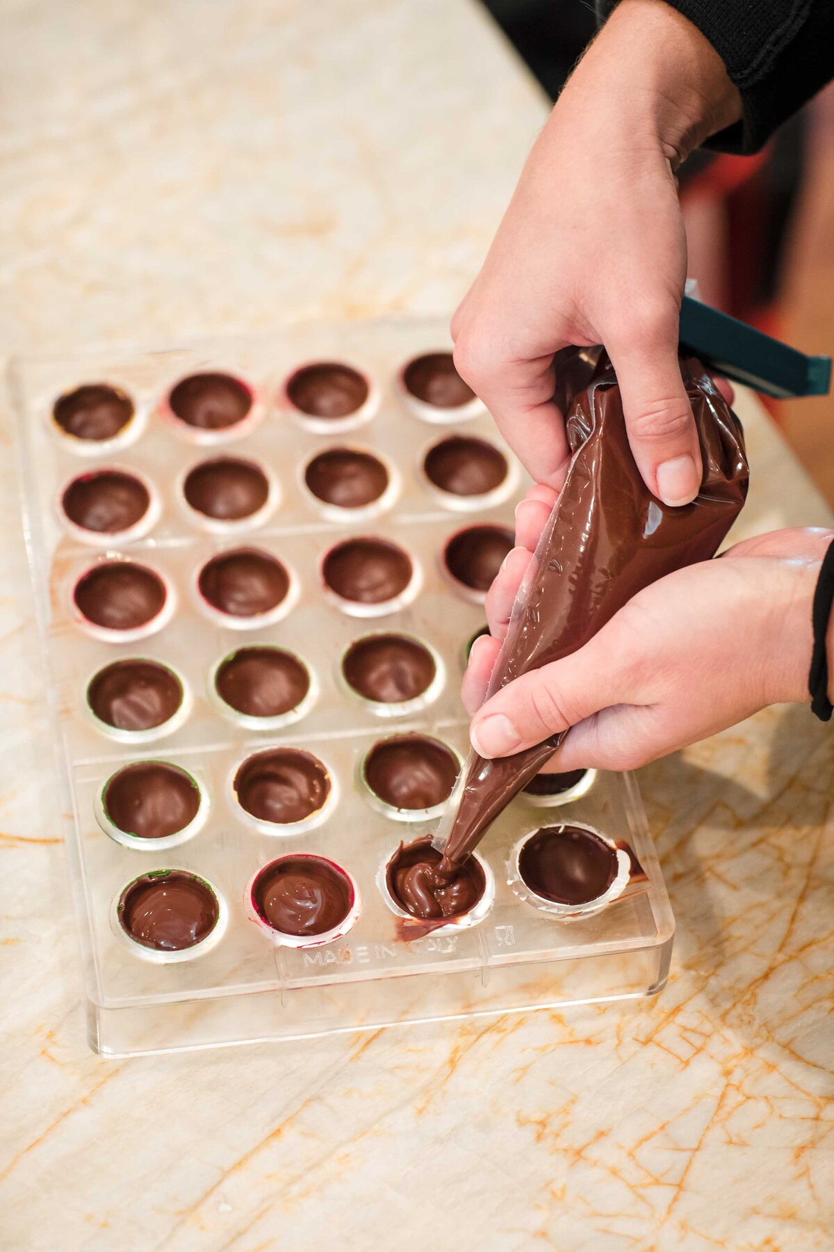 close-up-chef-pipes-chocolate-marin-county