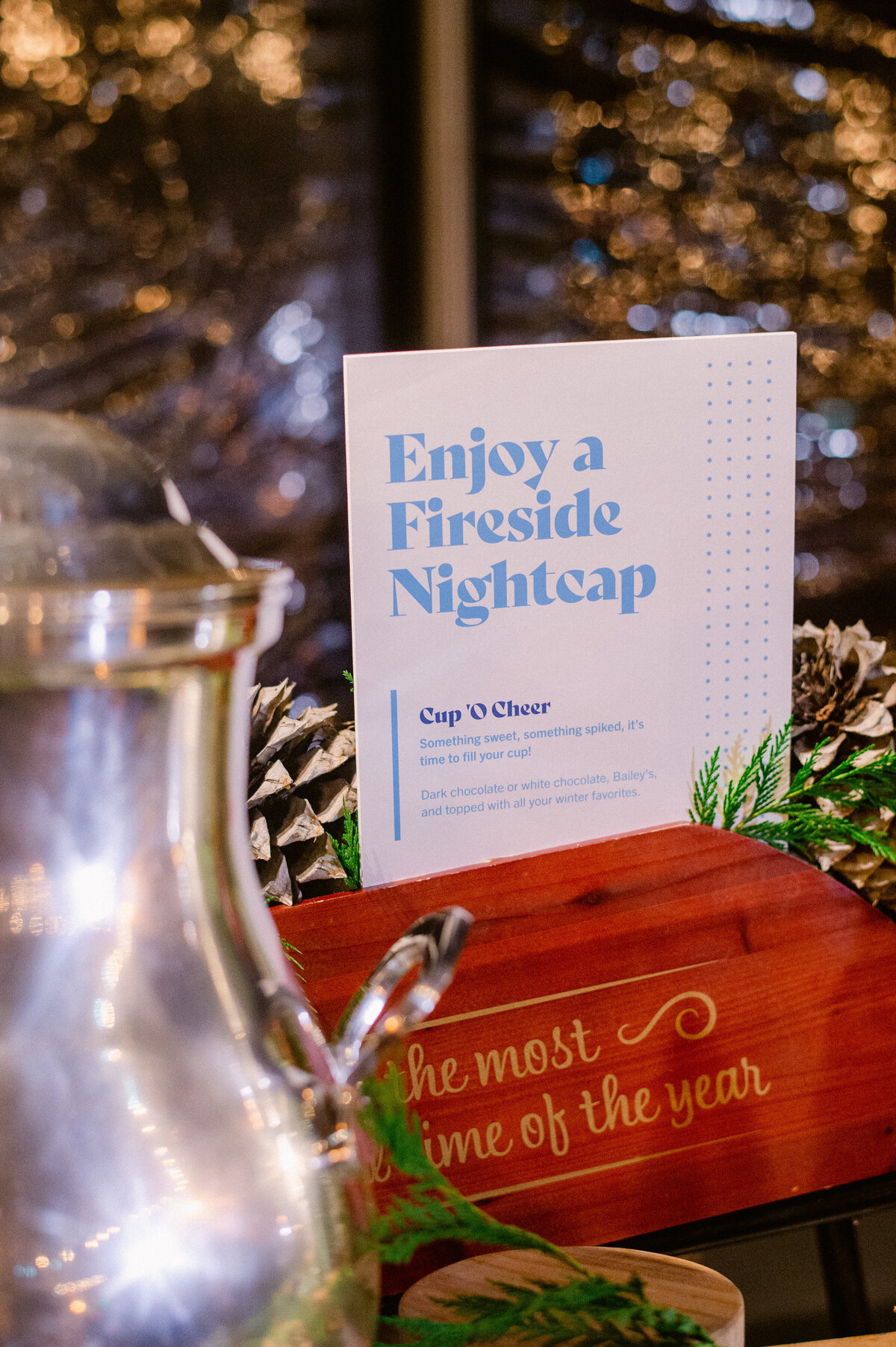 040-JOY_2820-michaela-joy-photography-corporate-holiday