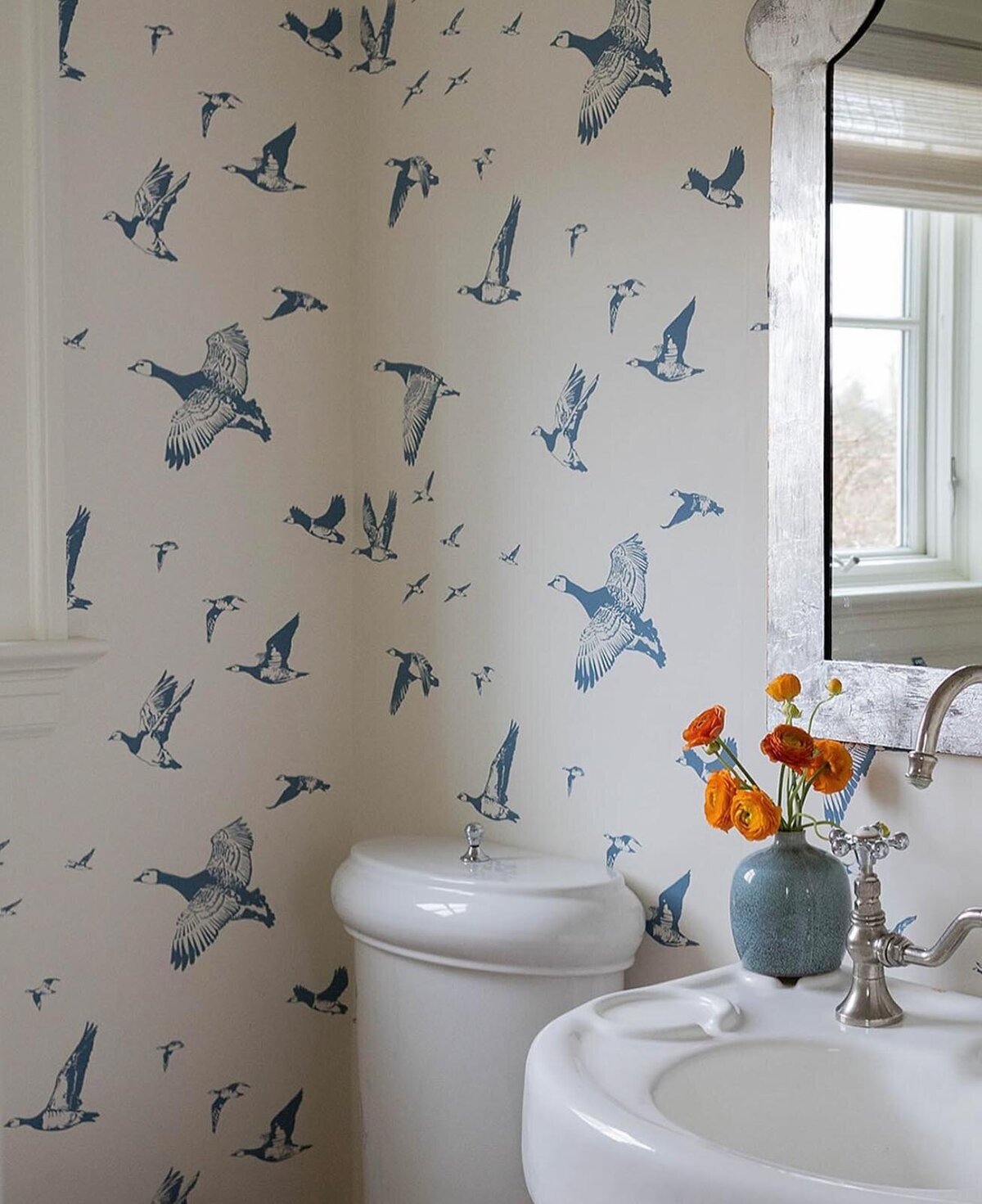 AP Powder Room Lake August_Stacy Zarin Goldberg