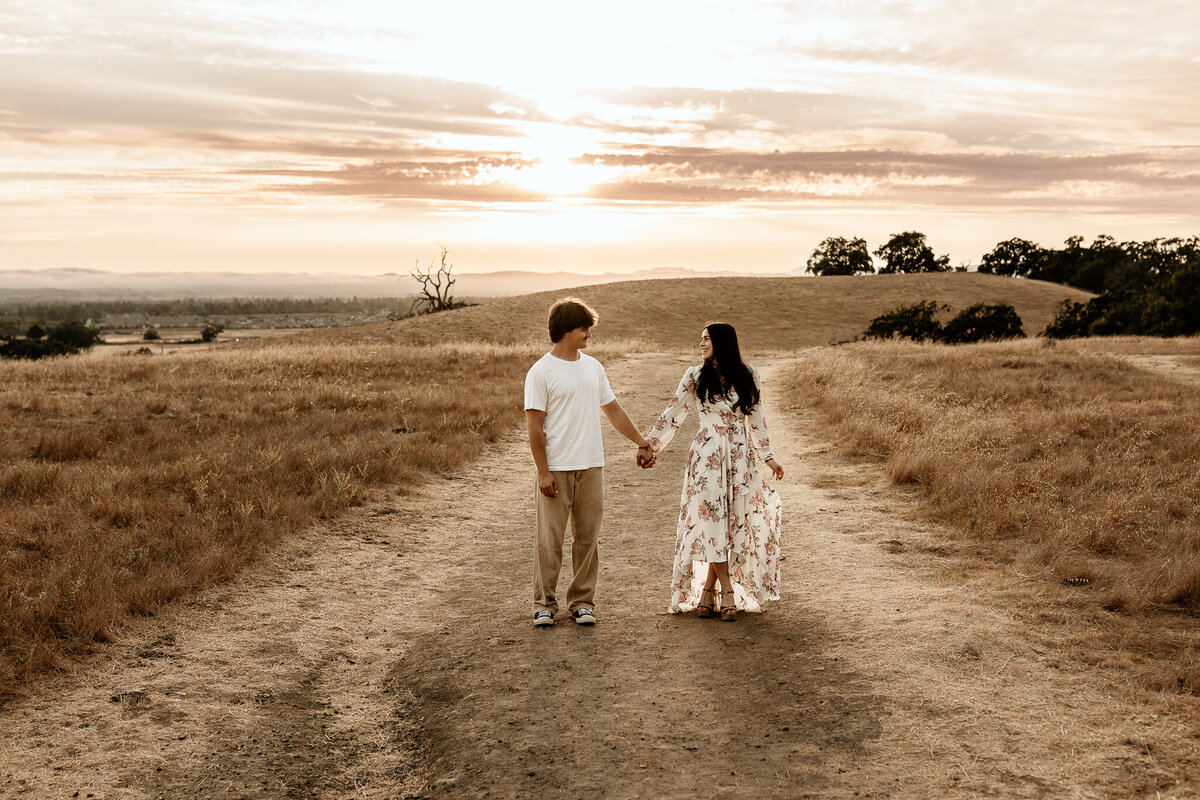 mk-photography-sonoma-county-couples-photoshoot-37