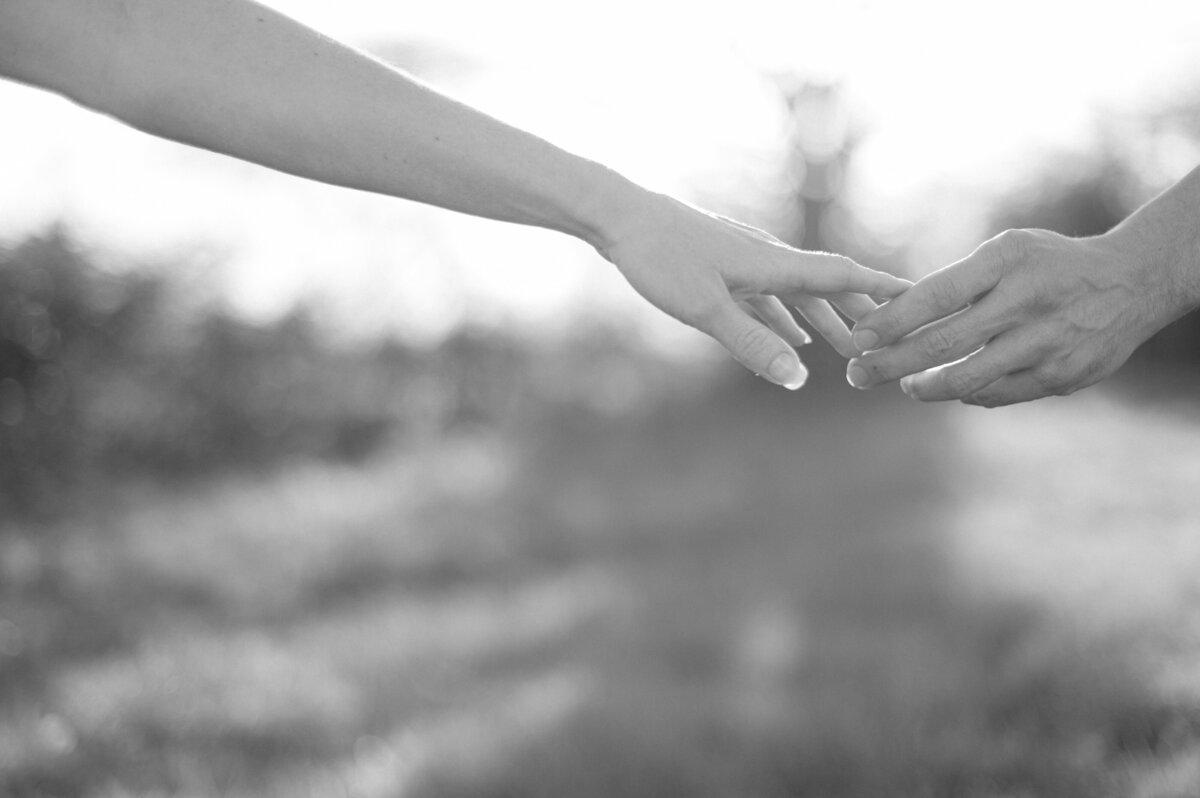 2025_StephWhitehillPhoto_K&J_Engagement-23