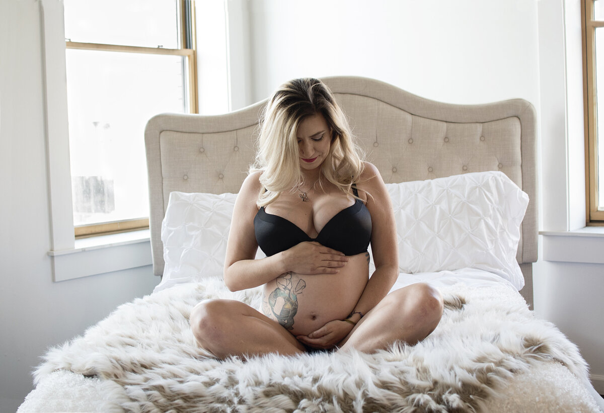 {M}Maternity06_19_30