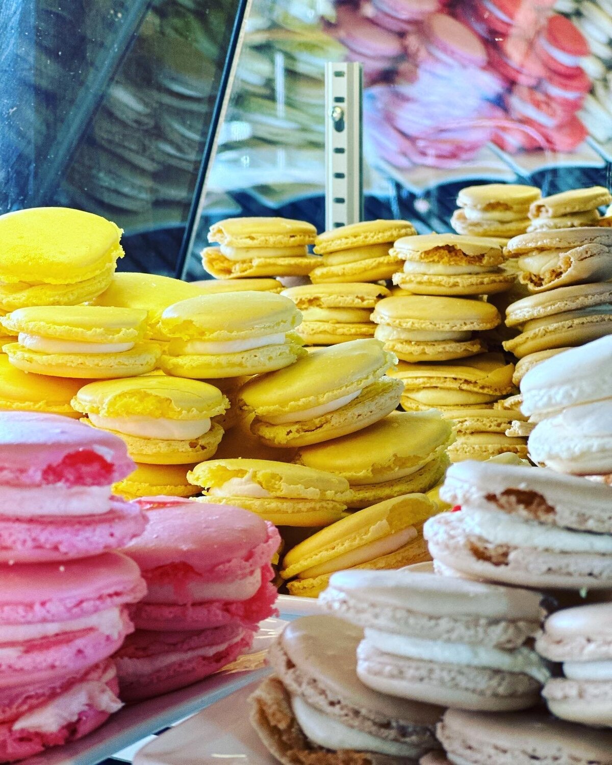 french-press-regina-pastry-macarons