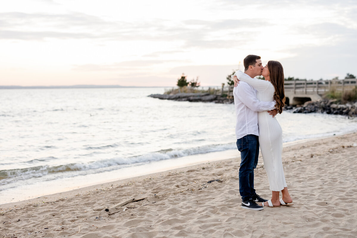 New Jersey Wedding Photographers	Sandy Hook, NJ	Beach High Grass	Engagement Session	Early Fall October	Elegant Luxury Artistic Modern Editorial Light and Airy Natural Chic Stylish Timeless Classy Classic Romantic Couture Fine Art Experienced Professional Love Couples Emotional Genuine Authentic Real Fashion Fairy Tale Dream Lovers Jersey Shore Intimate	Engagement Session Photos Portraits Image 31