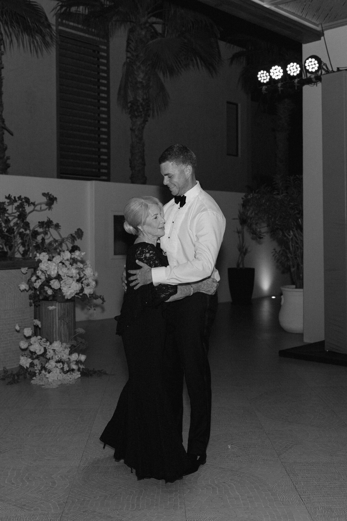 LINDSEY + JOSH -107 copy