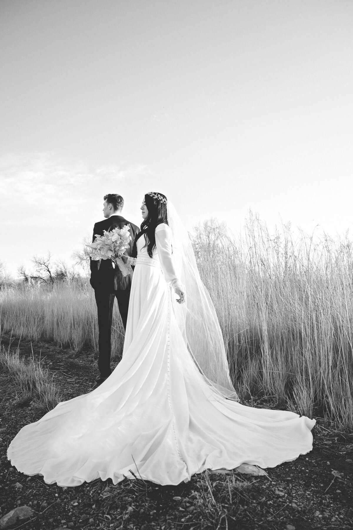 1jamiefindlayphotographyidahoweddingphotographer-156bw