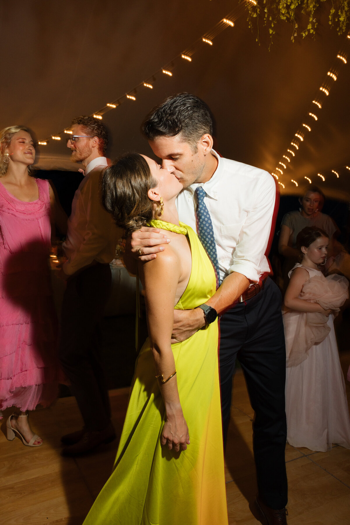 Lake-Minnetonka-wedding-Will-DeGraw-Clever-Disarray-113