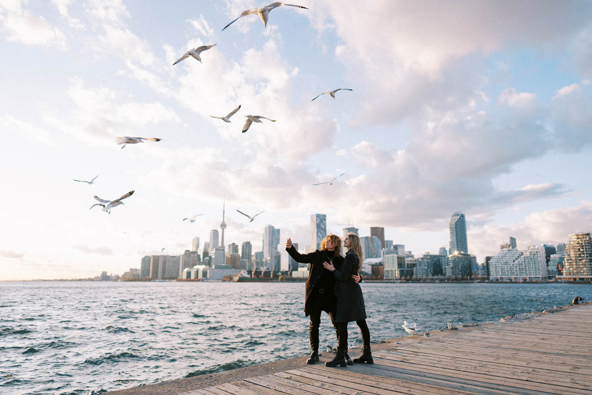 Engagement 1200px-1171