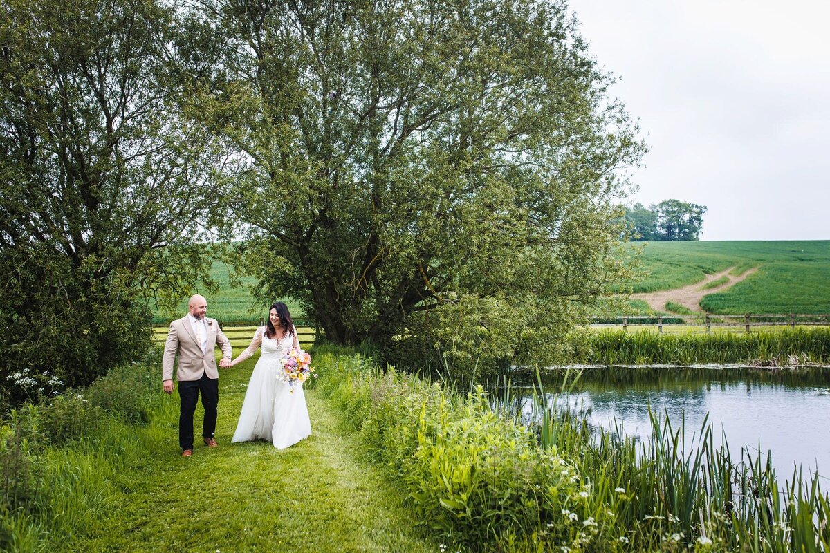 Natural Wedding Photographer Kent_colin corinne matt hertfordshire wedding-111-1