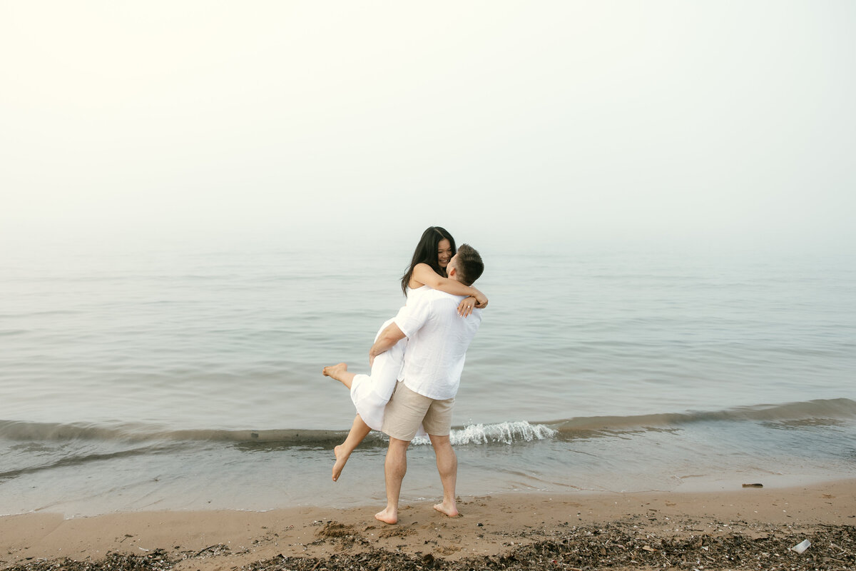 Abigail Anne Photography Storytelling Wedding Photographer in Colorado and Chicago — Engagement Photo 1