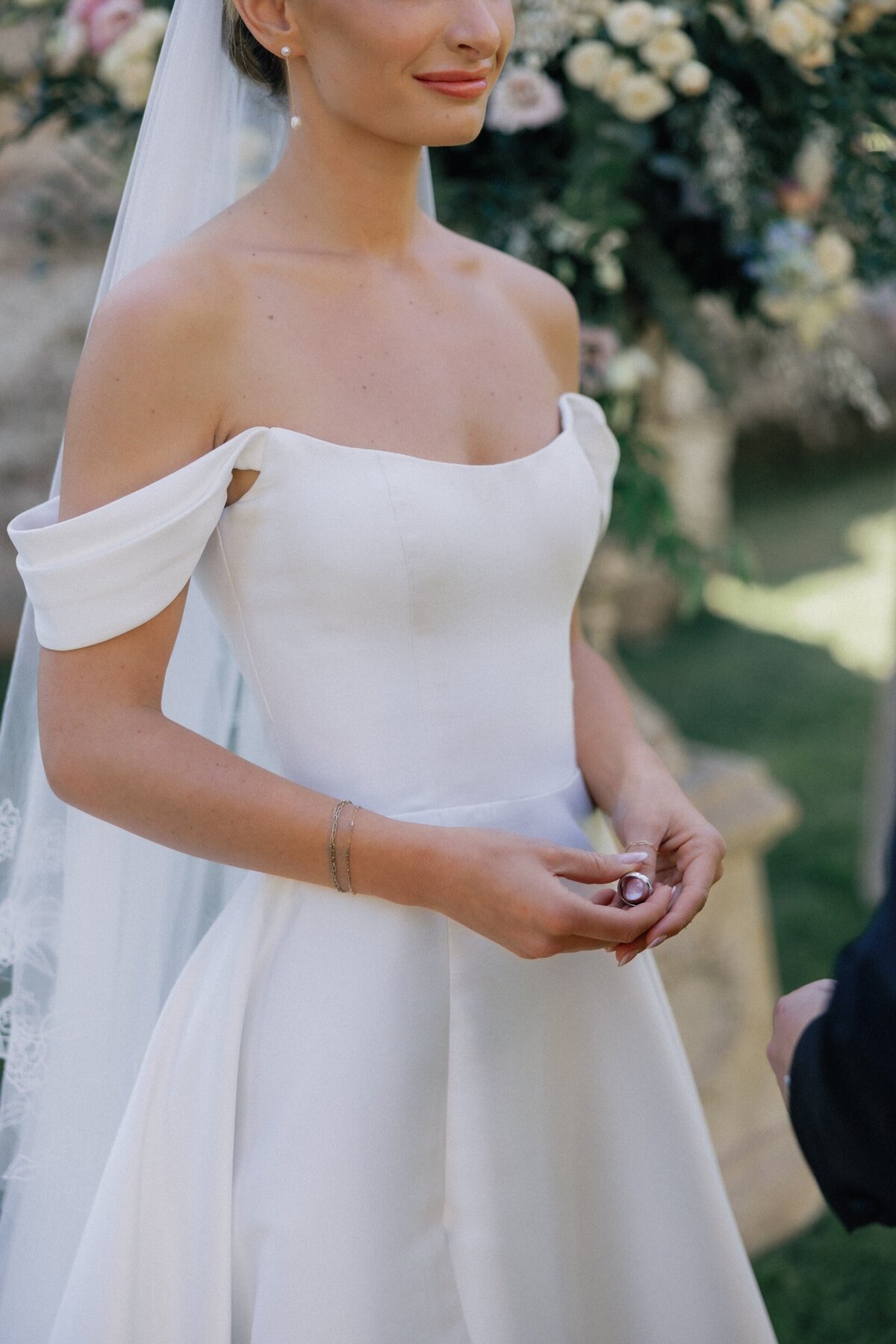Brides_Villa-Cetinale-Italy_Redamancy-Photo-and-Film_055-min