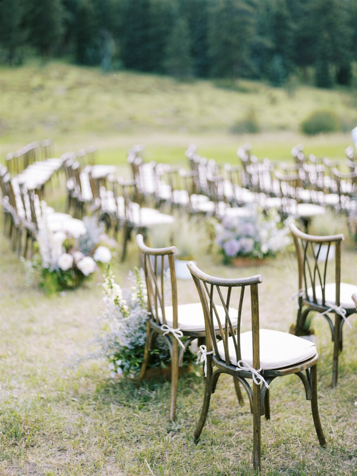 Colorado-wedding-planner-ranch-wedding-ceremony-inspiration