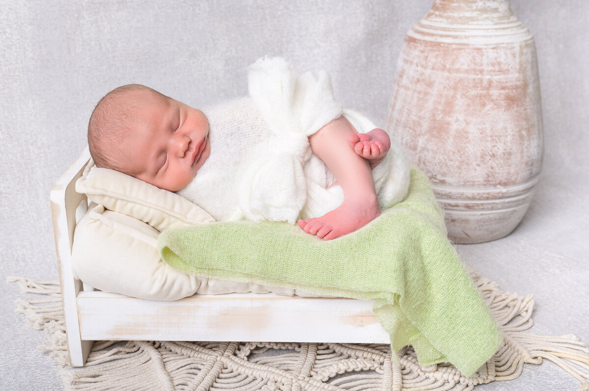 Edmonton Newborn Photographer _ Lily Laidlaw Photography-27