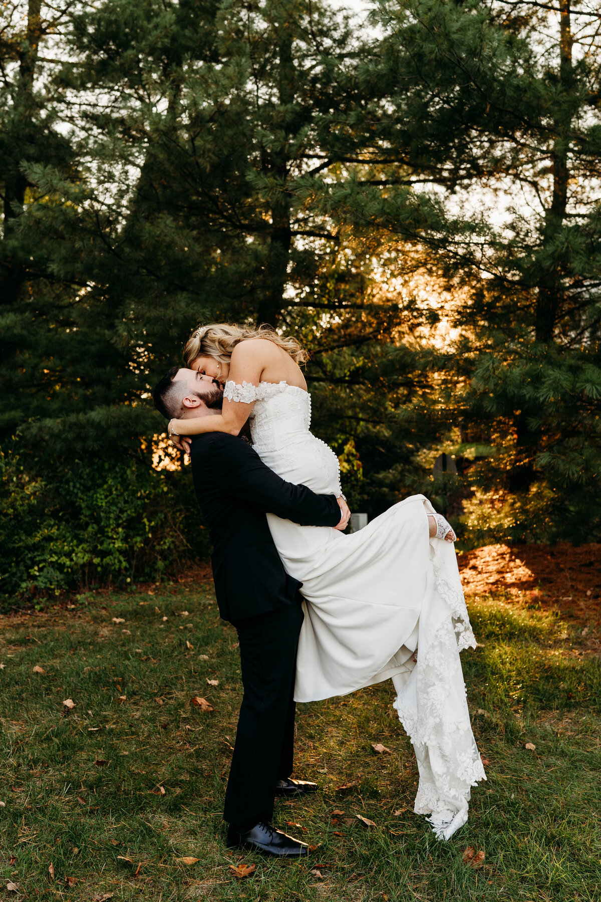 Artistic Pgh Wedding Photographer4-4