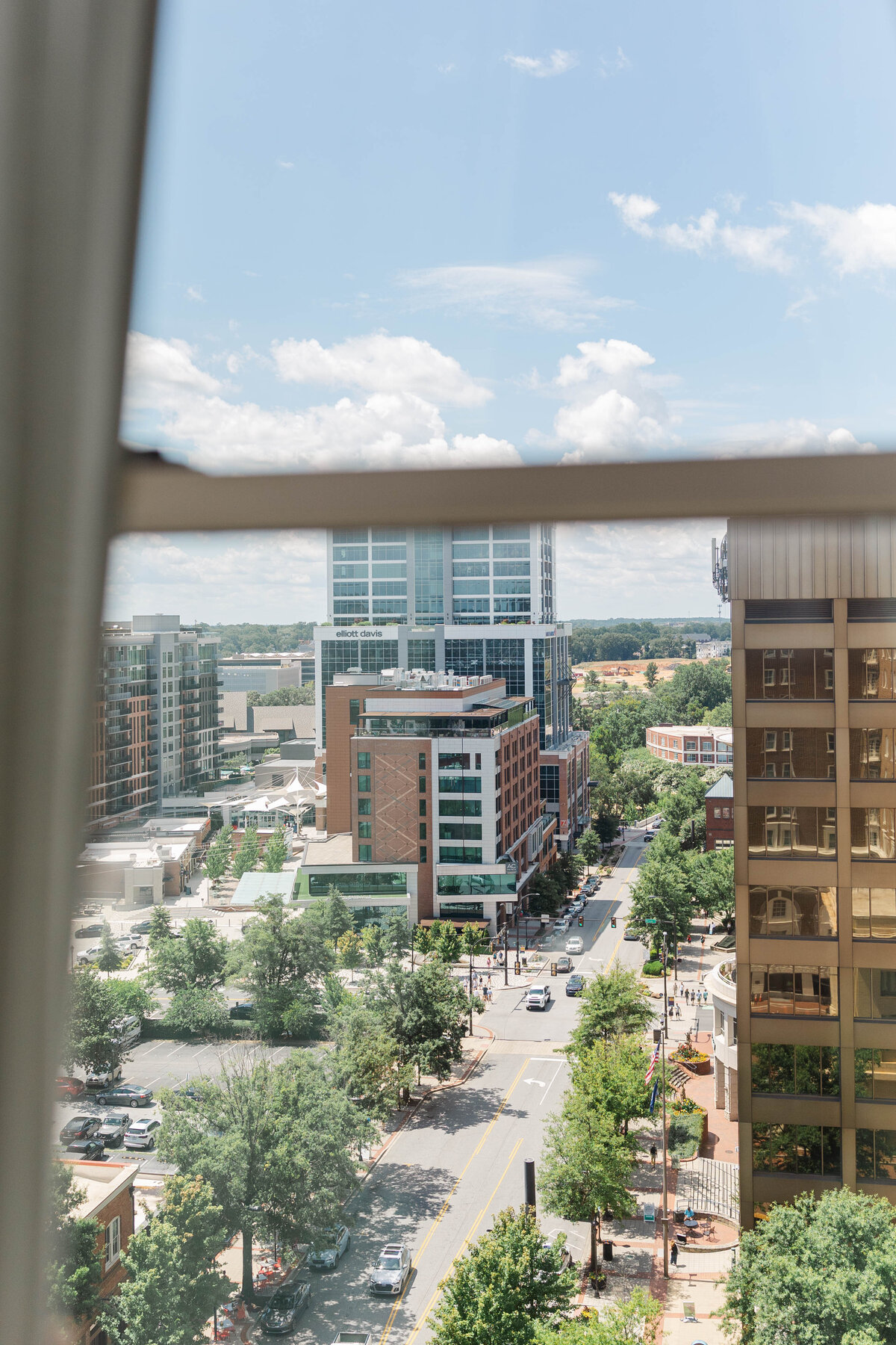 olivia_&_fran_wedding_getting_ready-115