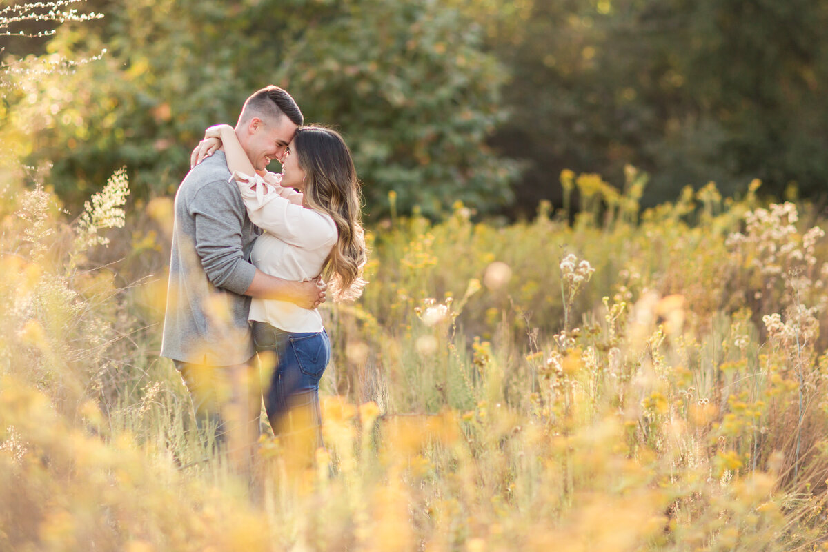 grassy-field-engagement-session-san-diego-5
