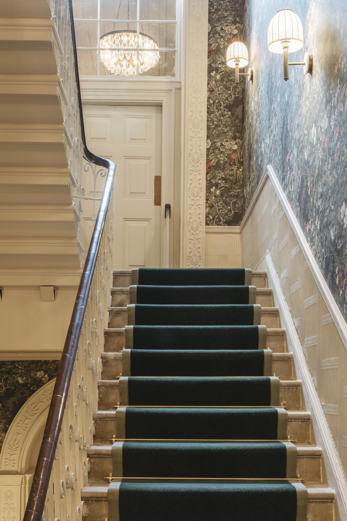 Waterstone - Townhouse on the Green - Dublin - Luxury Boutique Hotel - THOG9397