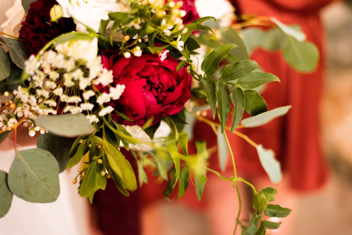 burgundy bridal bouquet