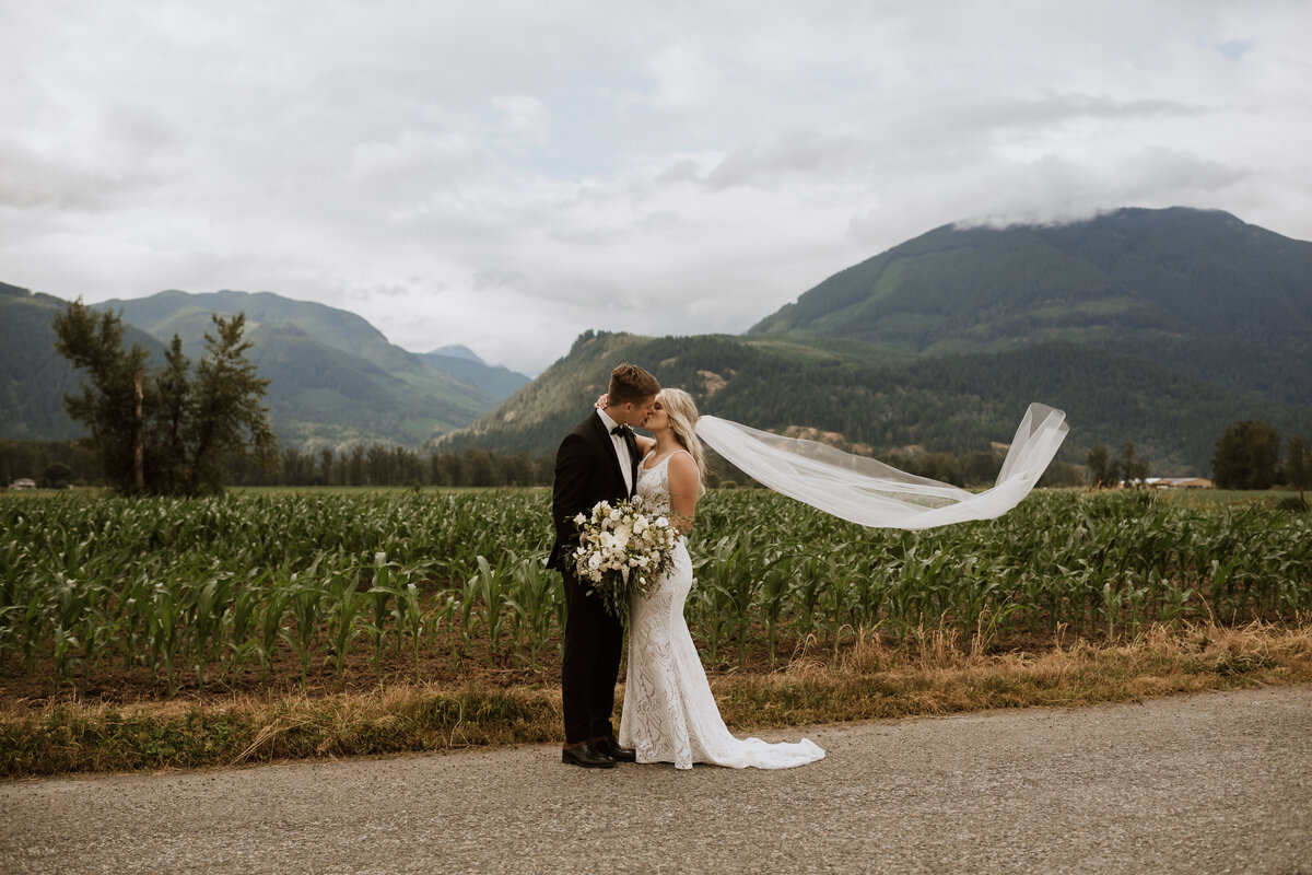 20220716-Kate&Niko-Wedding-SneakPeek-58