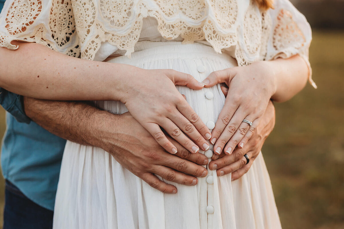 outdoor-maternity-photography-york-pa-Maternity-20