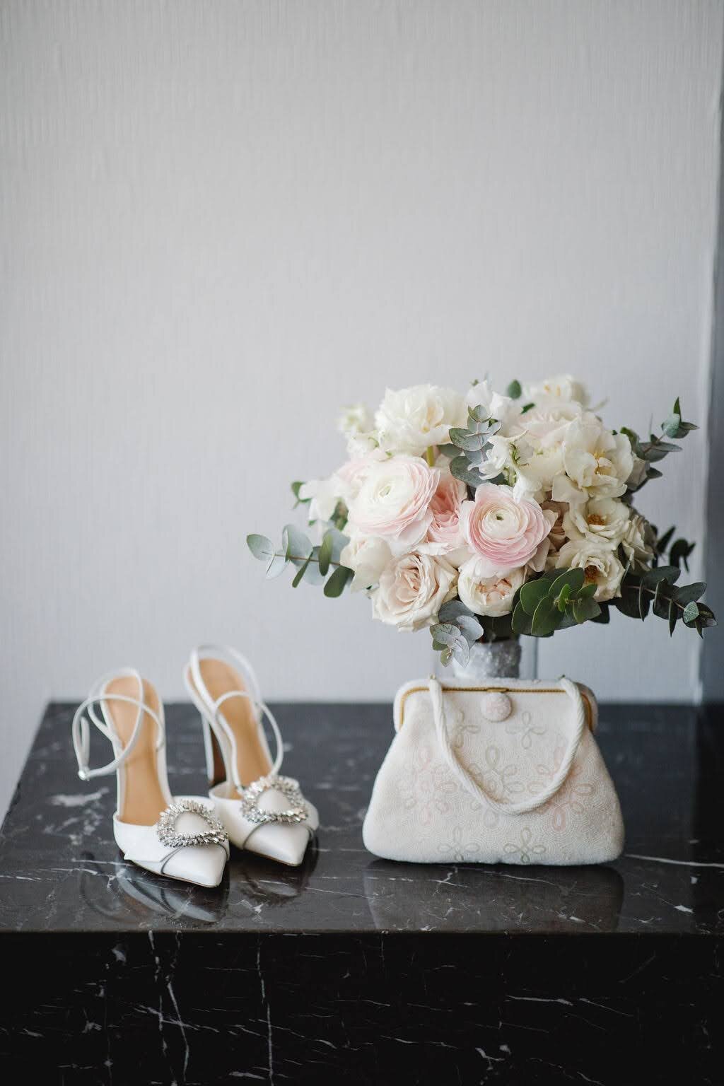 Carly-and-Gabe-Philadelphia-wedding-Barnes-Foundation1