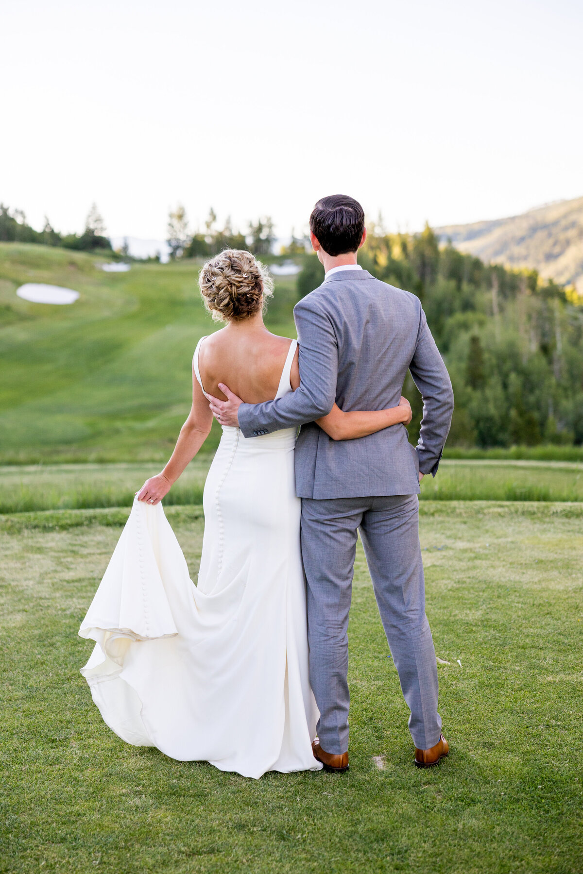 hillary-shedd-photography-Silverthrone-Colorado-Colorful-Wedding-Three-Peaks-Golf-Club-146
